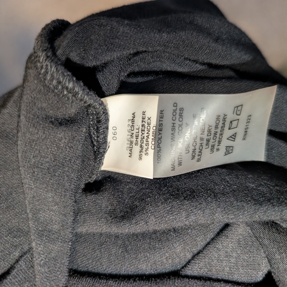Vince Camuto Black Balloon Sleeve Blouse – Size S - Picture 6 of 6